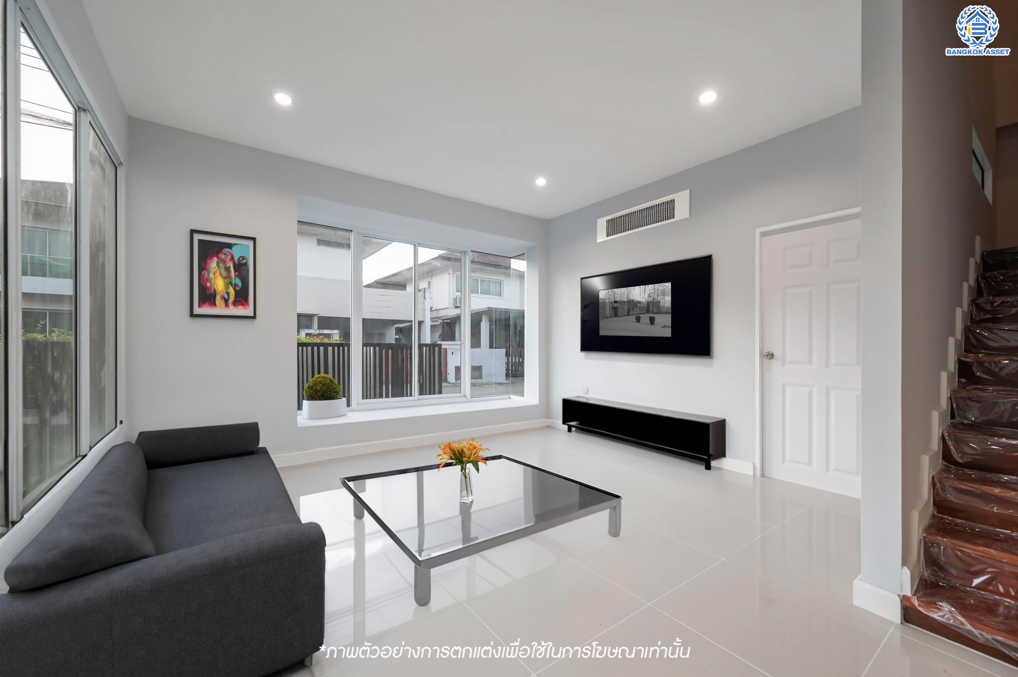 บ้านมือสองตกแต่งใหม่ โครงการ เดอะเวอรีเดียนโฮม กาญจนาภิเษก เนื้อที่กว้าง 75 ตร.ว. ฟังก์ชัน 3 ห้องนอน 4 ห้องน้ำ 1 ห้องอเนกประสงค์ 1 ห้องแม่บ้าน จอดรถได้ 2 จอด บนทำเลดี ติดถนนกาญจนาภิเษก เชื่อมต่อถนนรัตนาธิเบศร์ ถนนนครอินทร์ ถนนกาญจนาภิเษก ใกล้รถไฟฟ้าสายสีม่วง "สถานีตลาดบางใหญ่" และจุดขึ้นทางด่วน "ศรีรัช"...